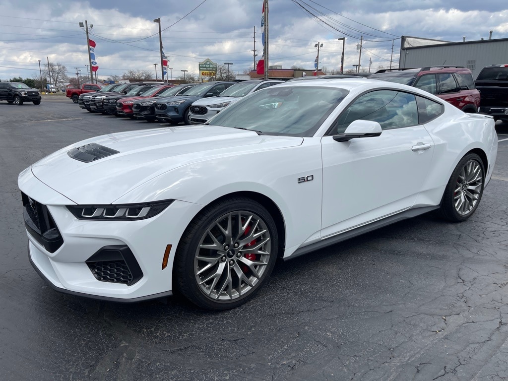 New 2024 Ford Mustang Dark Horse | Exterior and Interior