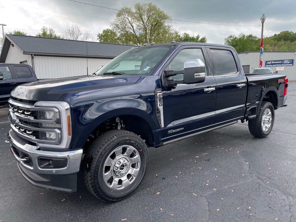 2024 Ford F-350 Lariat photo 2