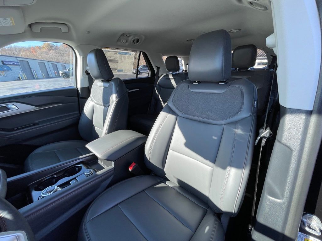 2026 Ford Explorer Active - Photo 17