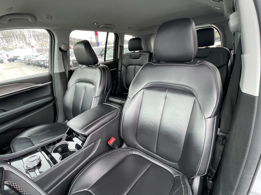2023 Jeep Grand Cherokee Limited - Photo 17