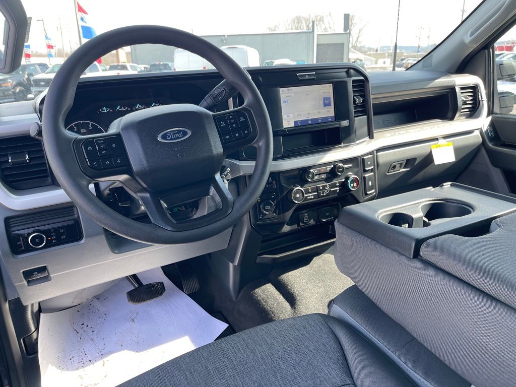 2026 Ford F-250 Super Duty XL - Photo 12