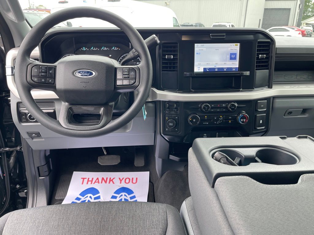 2026 Ford F-250 Super Duty XL - Photo 13