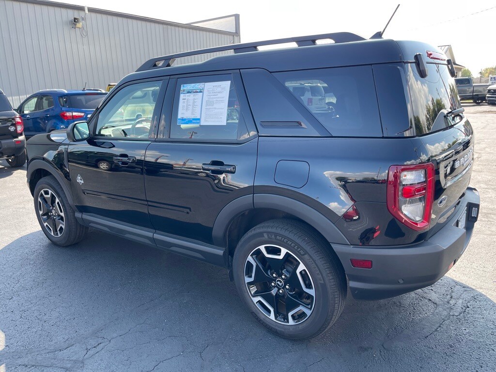 2023 Ford Bronco Sport Outer Banks photo 4