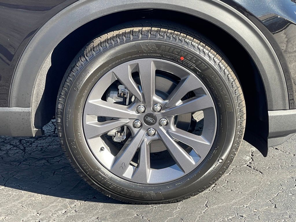 2026 Ford Explorer Active - Photo 10