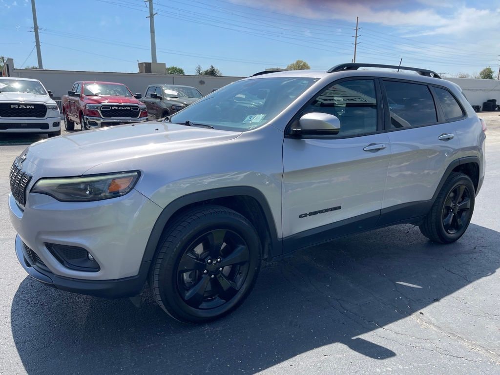 Used 2020 Jeep Cherokee Altitude SUV