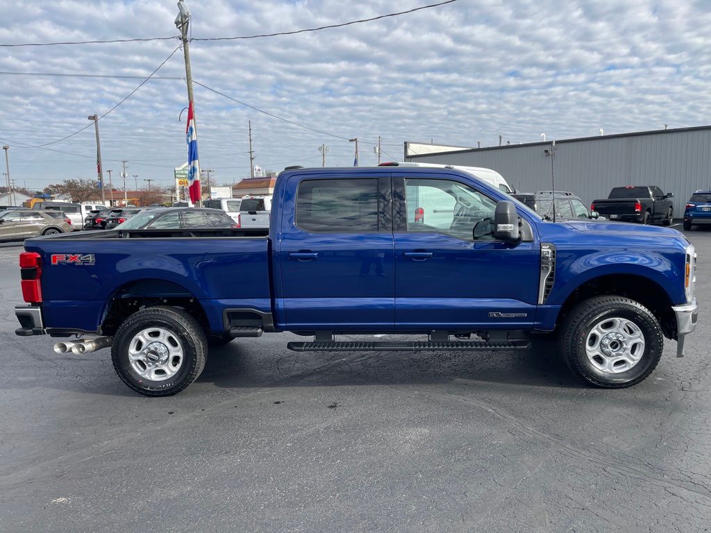 2026 Ford F-350 Super Duty XLT - Photo 7