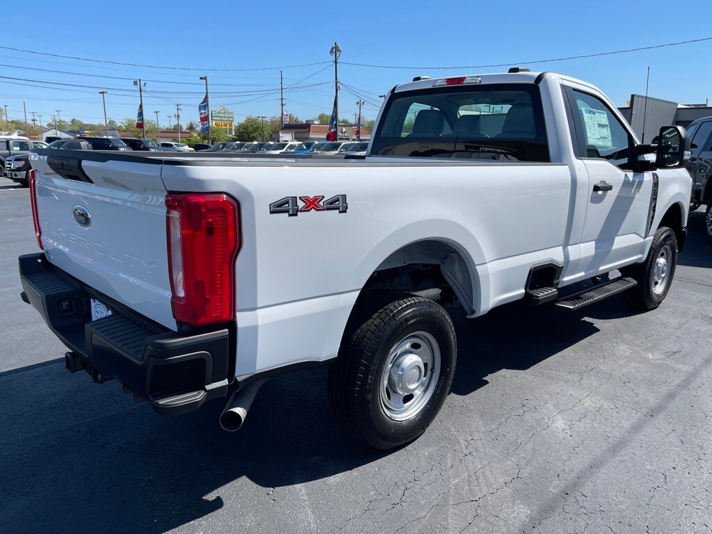 2025 Ford F-250 XL photo 3