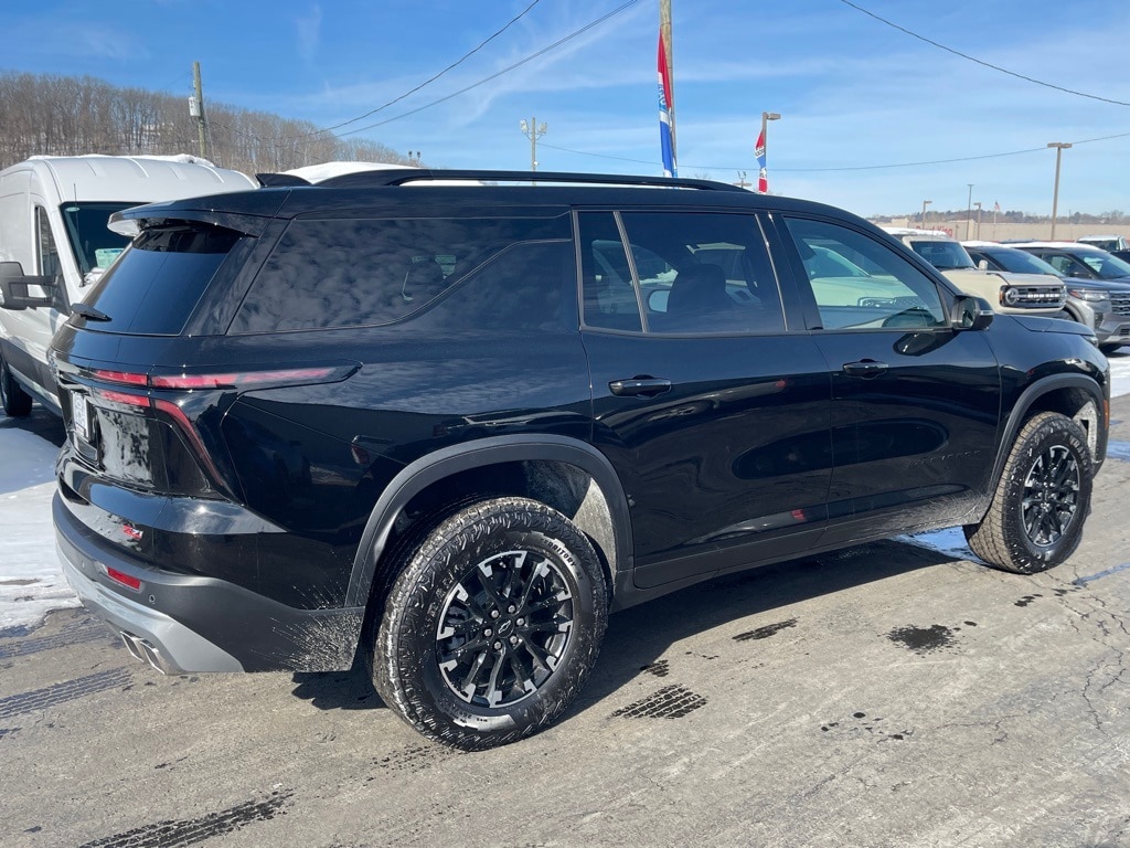 Used 2025 Chevrolet Traverse Z71 SUV