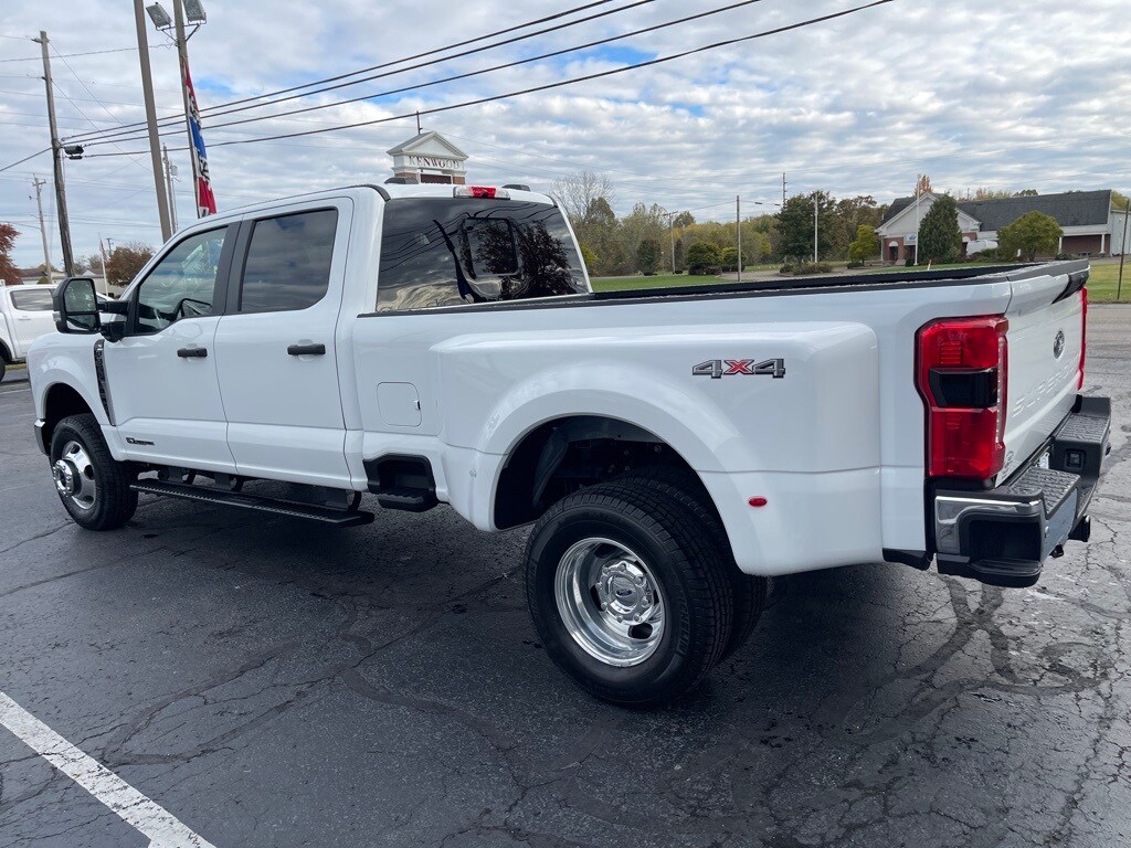 2026 Ford F-350 XL photo 4