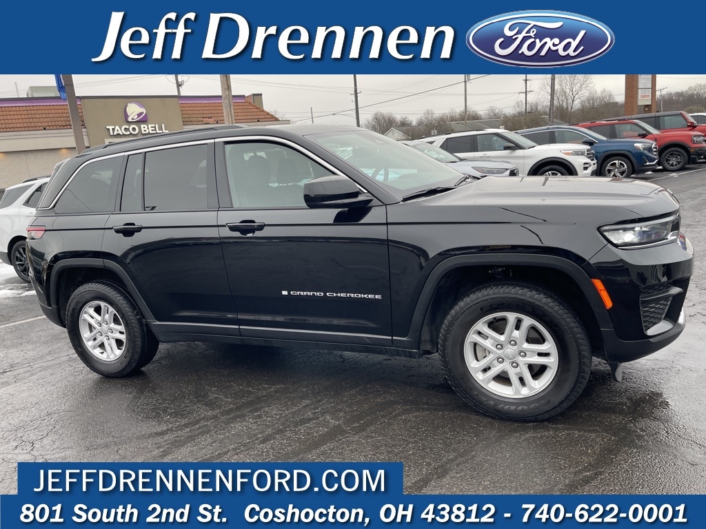 2024 Jeep Grand Cherokee Laredo's photo