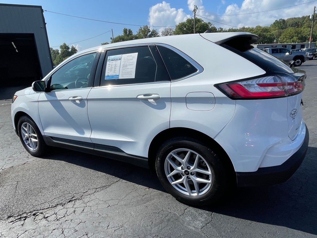 Used 2024 Ford Edge SEL SUV