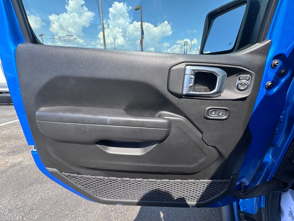 Photo 18