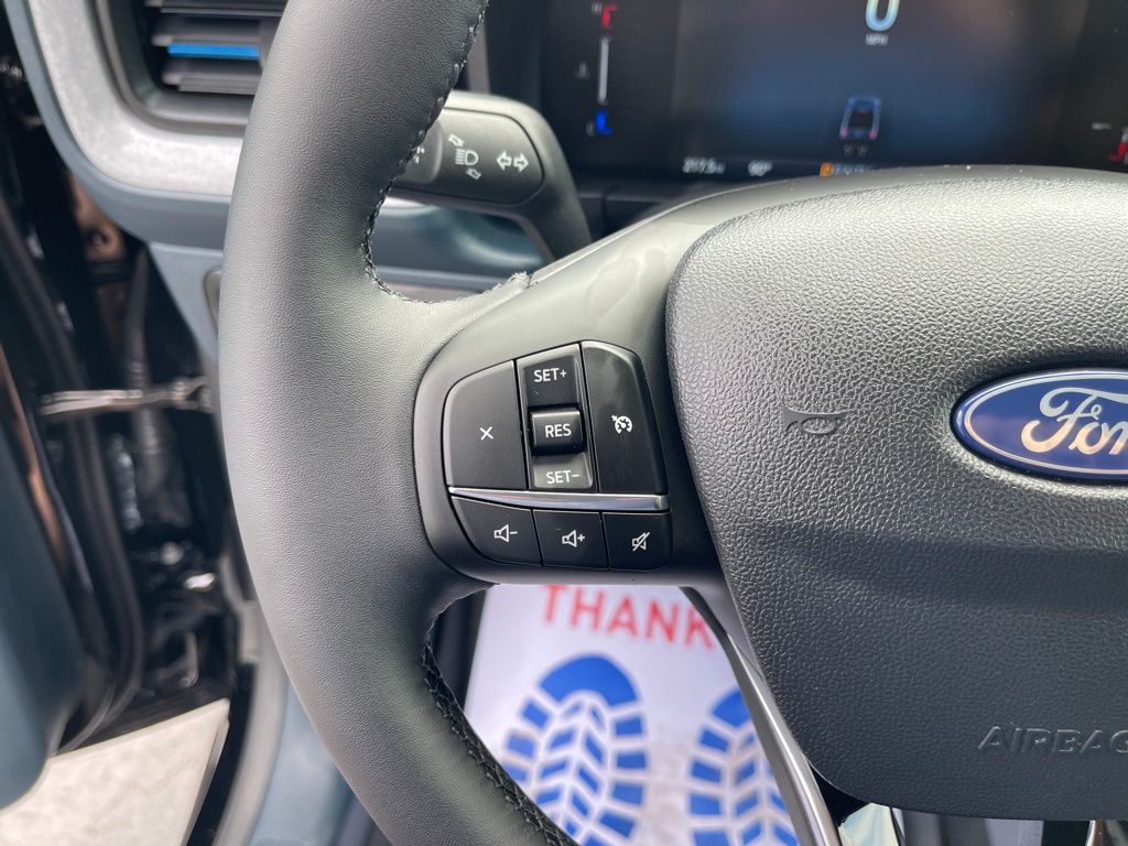 2025 Ford Maverick XLT - Photo 14