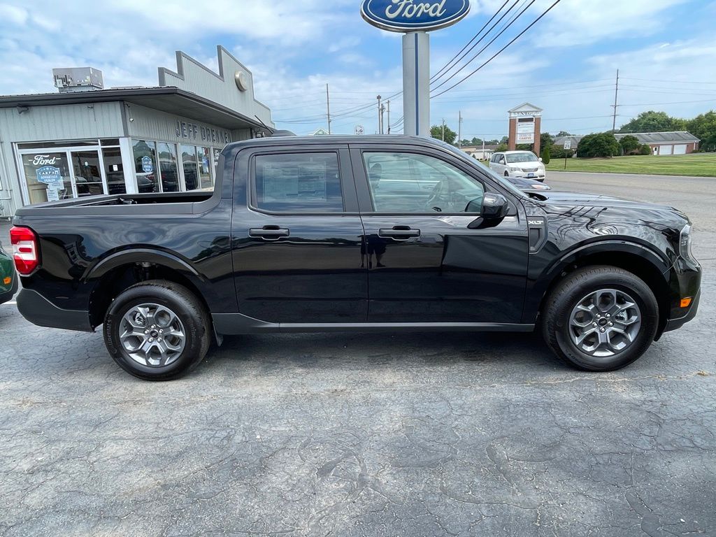 2025 Ford Maverick XLT - Photo 7