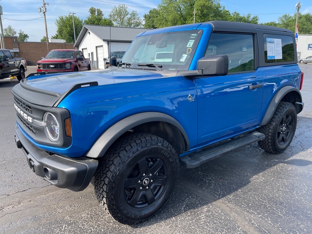 Used 2022 Ford Bronco Black Diamond with VIN 1FMDE5AP4NLB49413 for sale in Coshocton, OH