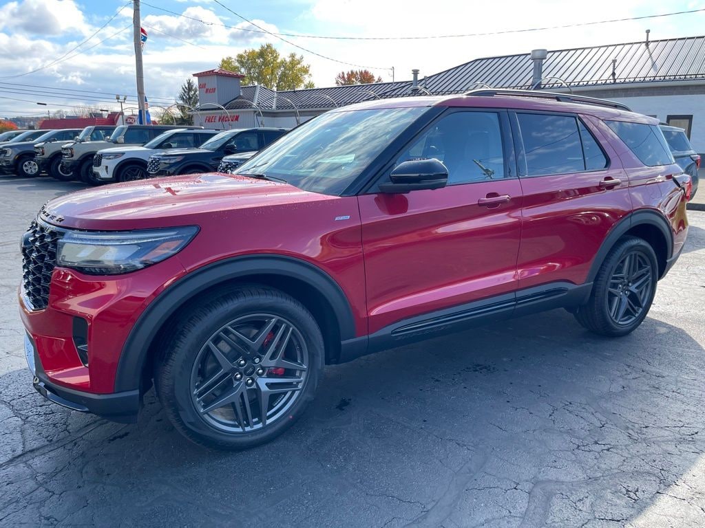 New 2026 Ford Explorer ST-Line SUV