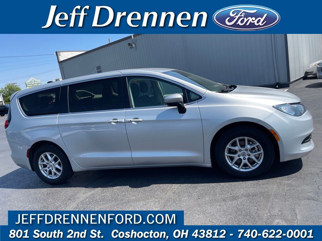 2023 Chrysler Voyager