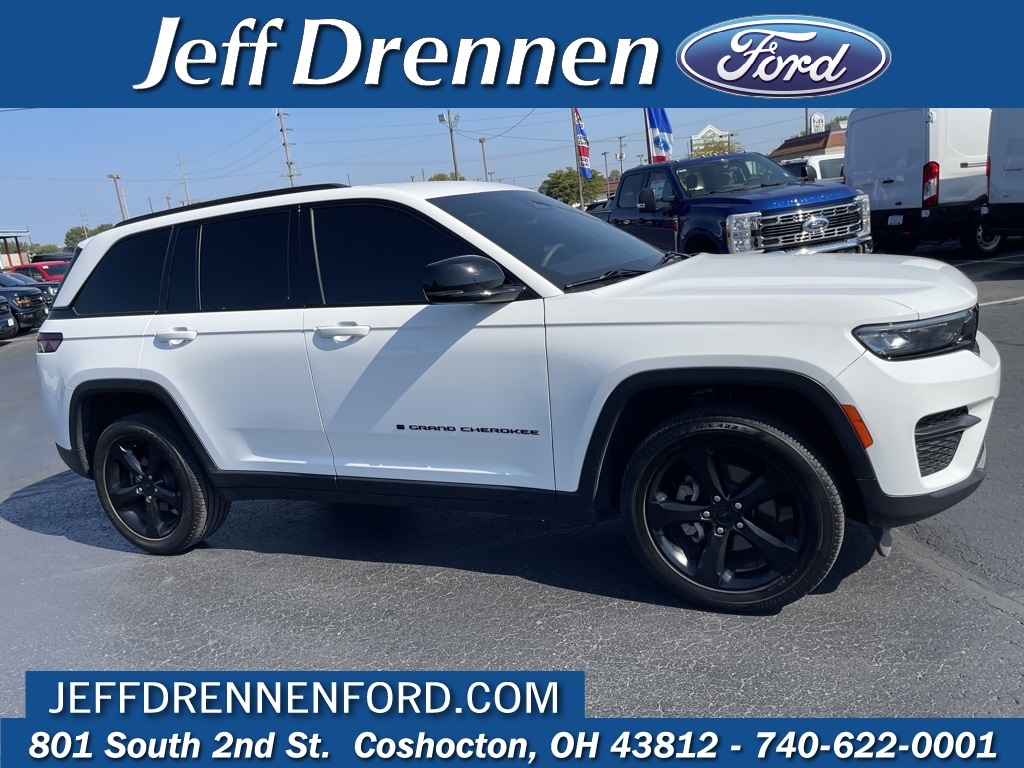 Used 2023 Jeep Grand Cherokee Altitude SUV