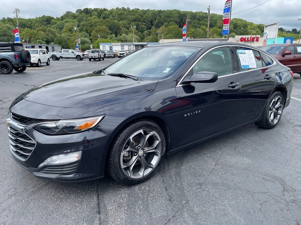 Used 2023 Chevrolet Malibu 1LT with VIN 1G1ZD5ST0PF162856 for sale in Coshocton, OH