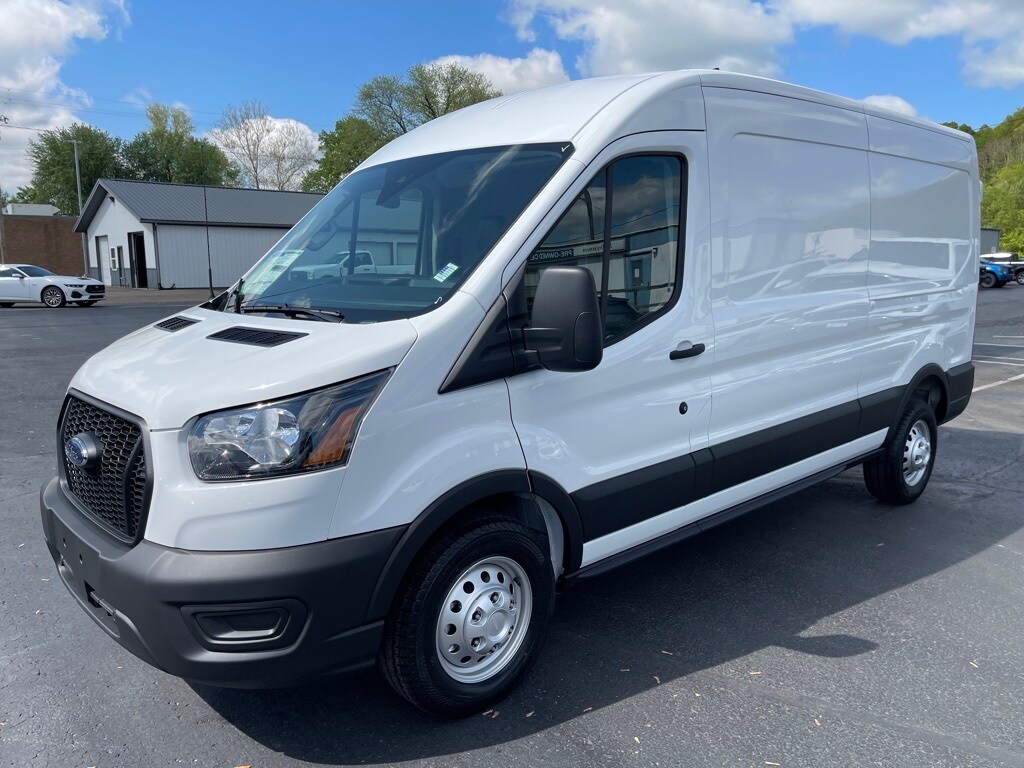 2025 Ford Transit photo 2