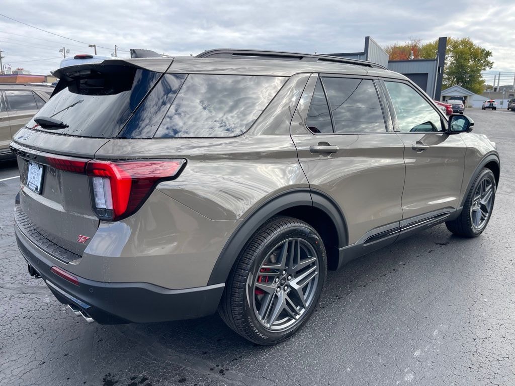 New 2026 Ford Explorer ST SUV