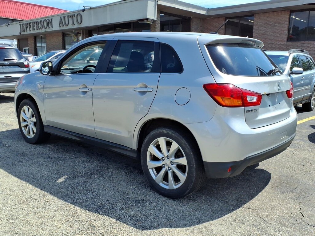 Used 2015 Mitsubishi Outlander Sport SE SUV