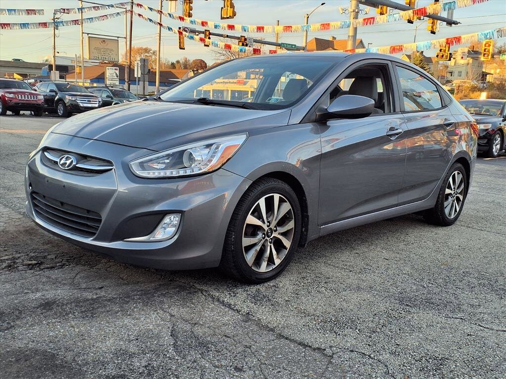 Used 2016 Hyundai Accent SE Sedan