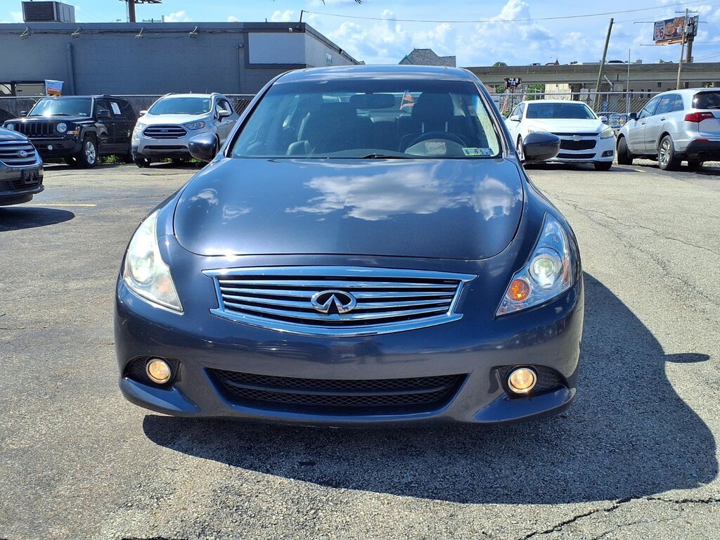 Used 2011 INFINITI G25x Base Sedan