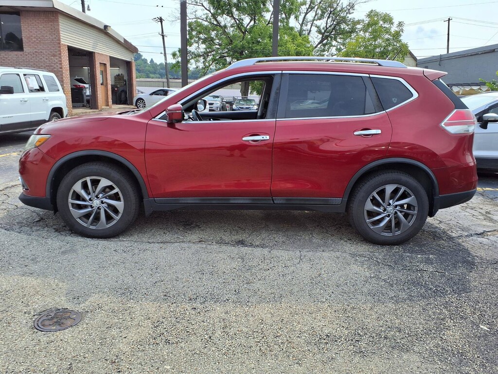 Used 2016 Nissan Rogue SL SUV