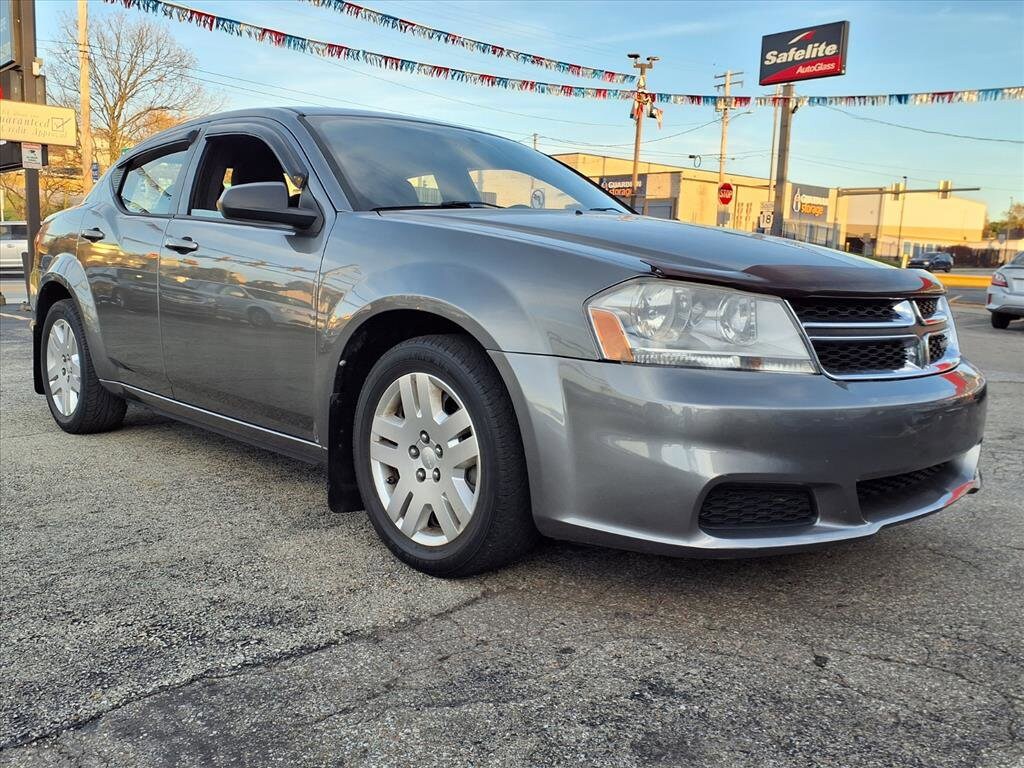 Used 2013 Dodge Avenger SE Sedan