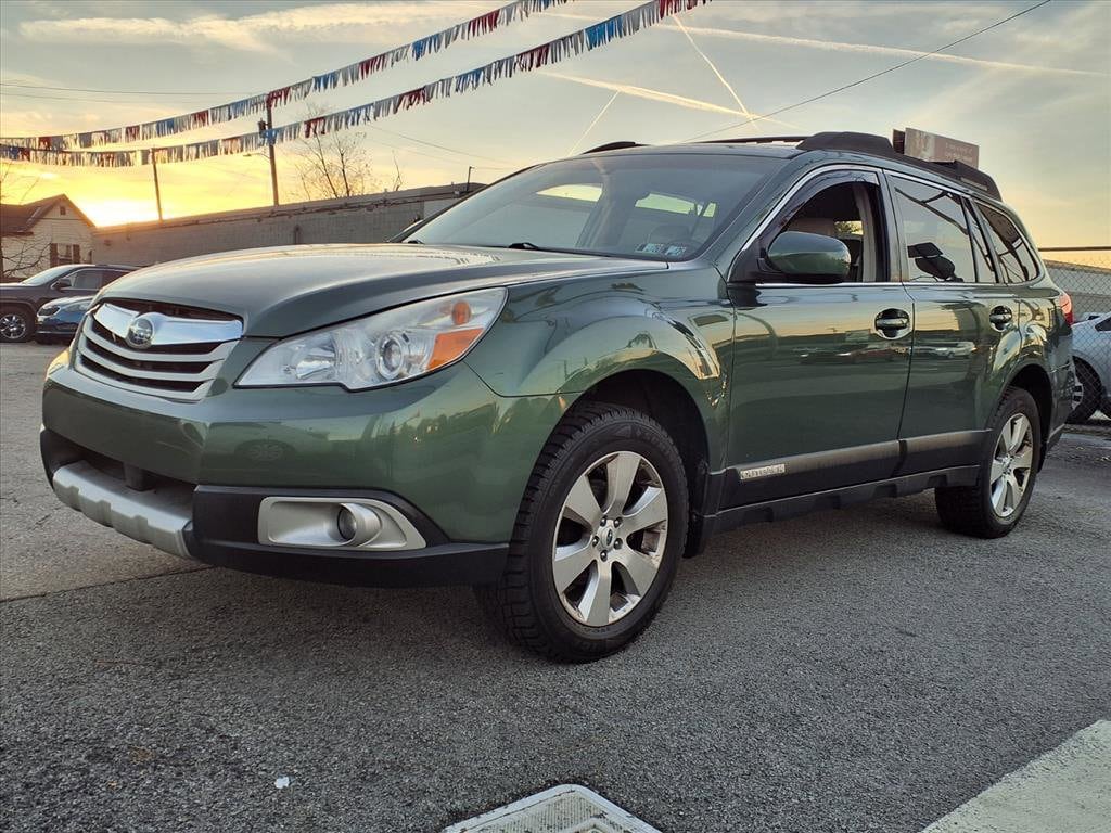 Used 2011 Subaru Outback 2.5i Limited (CVT) SUV
