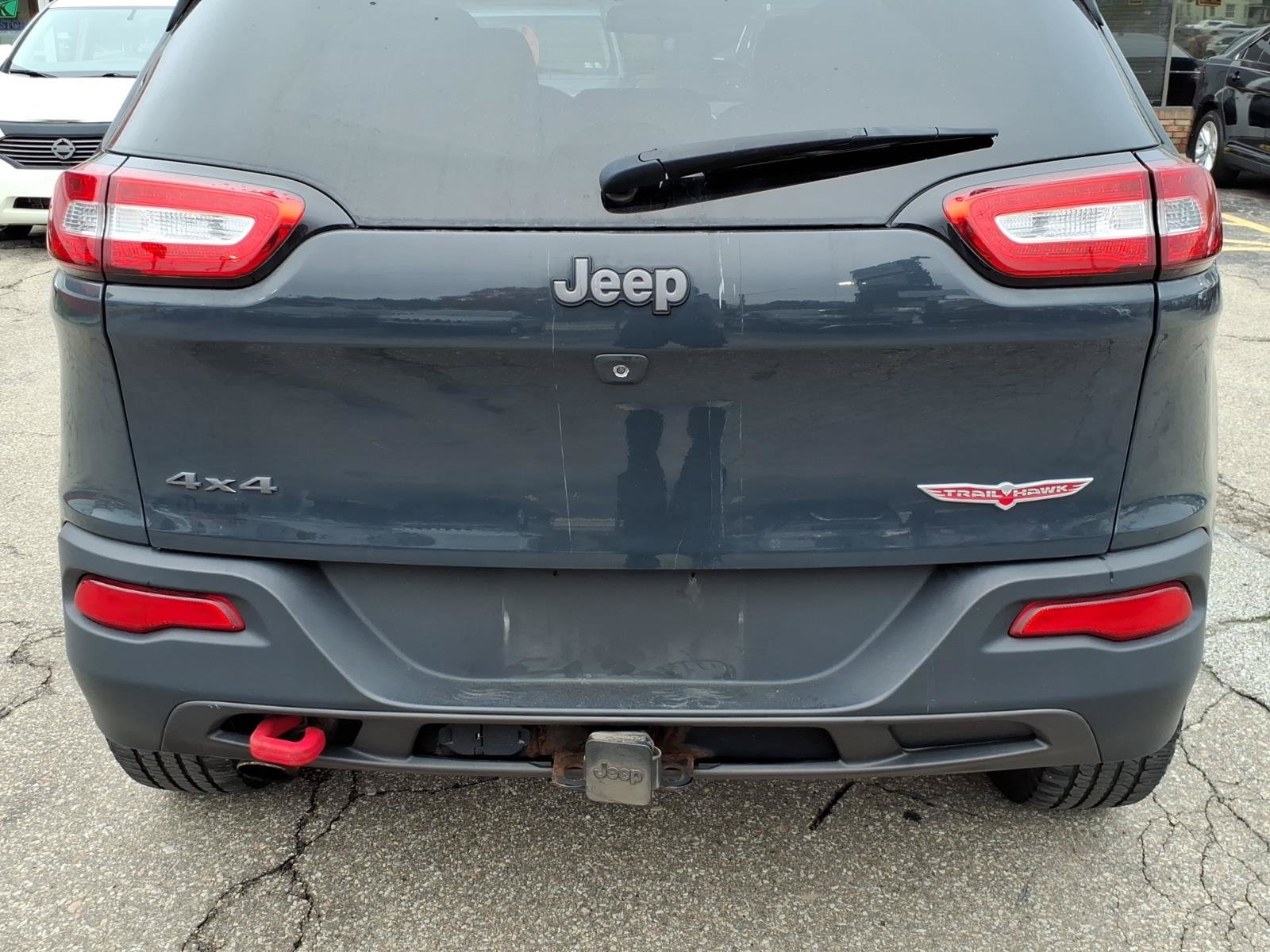 Used 2017 Jeep Cherokee Trailhawk 4x4 SUV