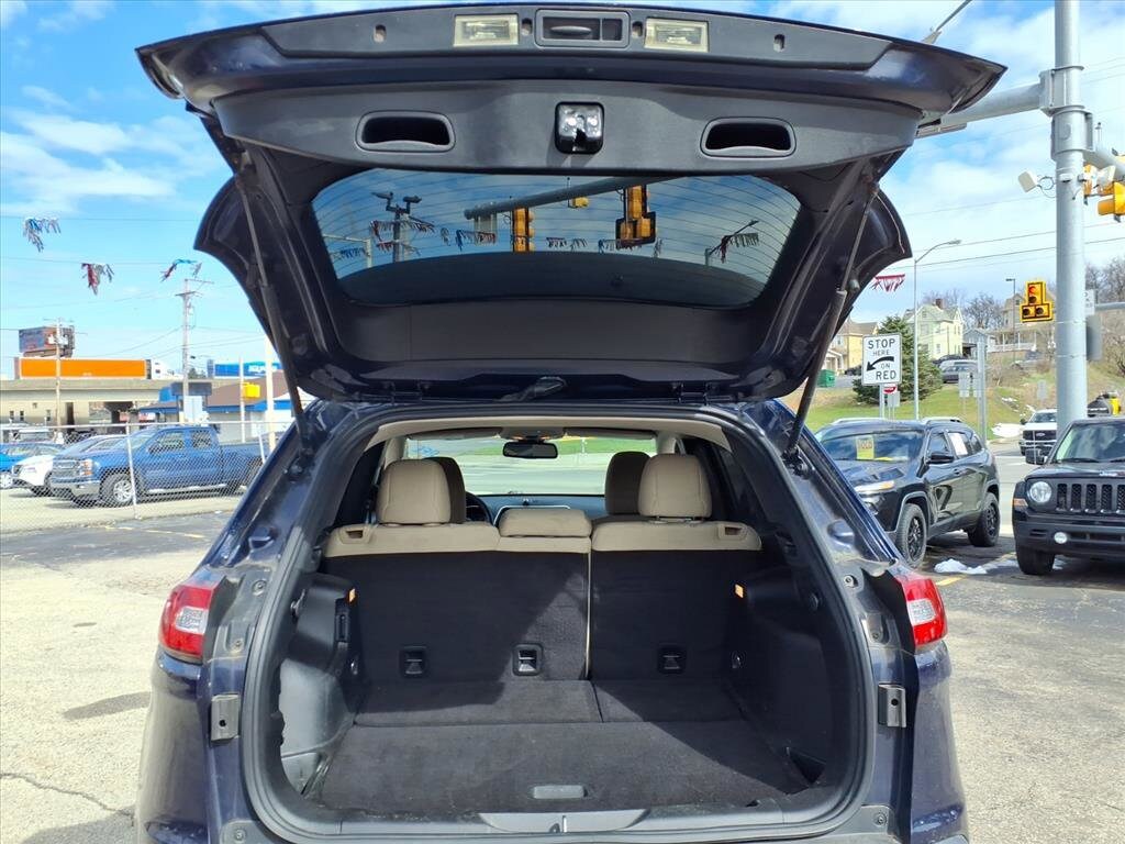 2015 Jeep Cherokee Sport - Photo 11