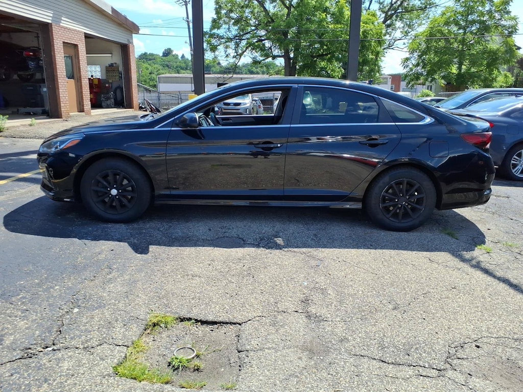 Used 2019 Hyundai Sonata SE Sedan