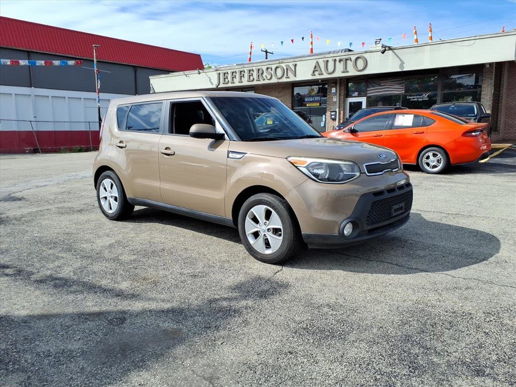 Used 2015 Kia Soul Base FWD Hatchback