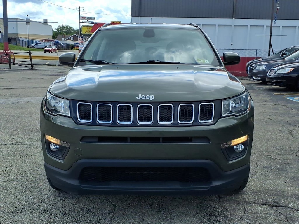 Used 2017 Jeep New Compass Latitude 4x4 SUV