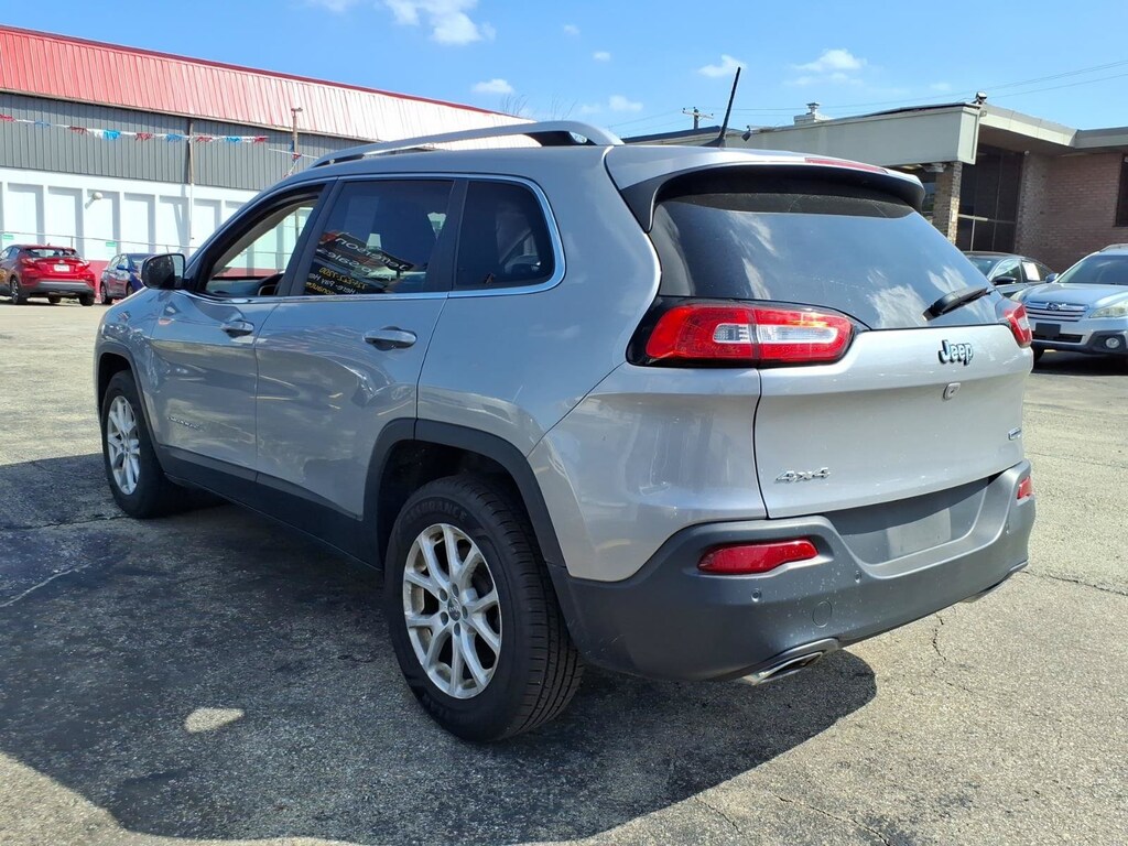 Used 2017 Jeep Cherokee Latitude 4x4 SUV