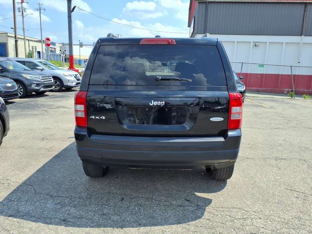 Used 2015 Jeep Patriot Latitude 4x4 SUV