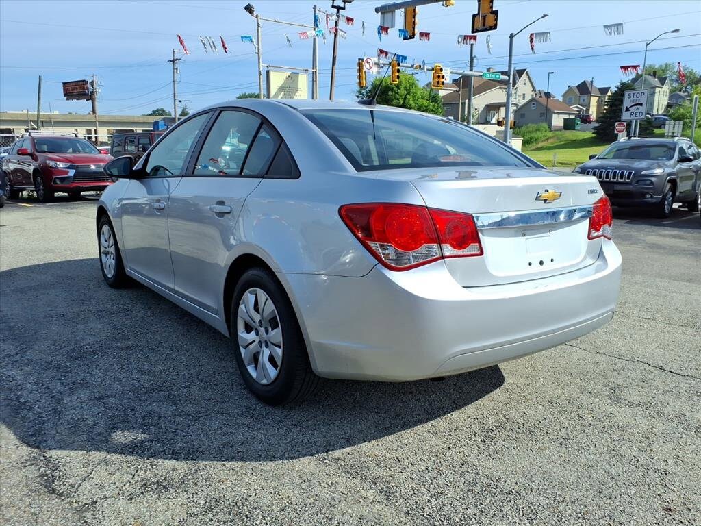 Used 2014 Chevrolet Cruze LS Auto Sedan