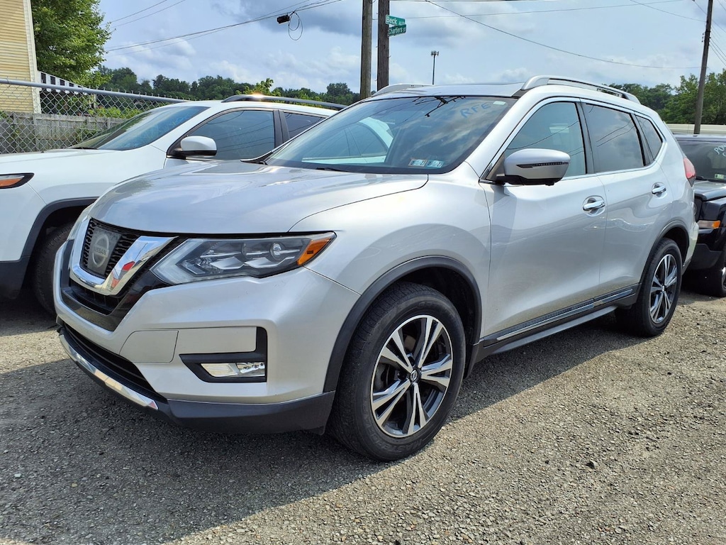 Used 2017 Nissan Rogue SL SUV
