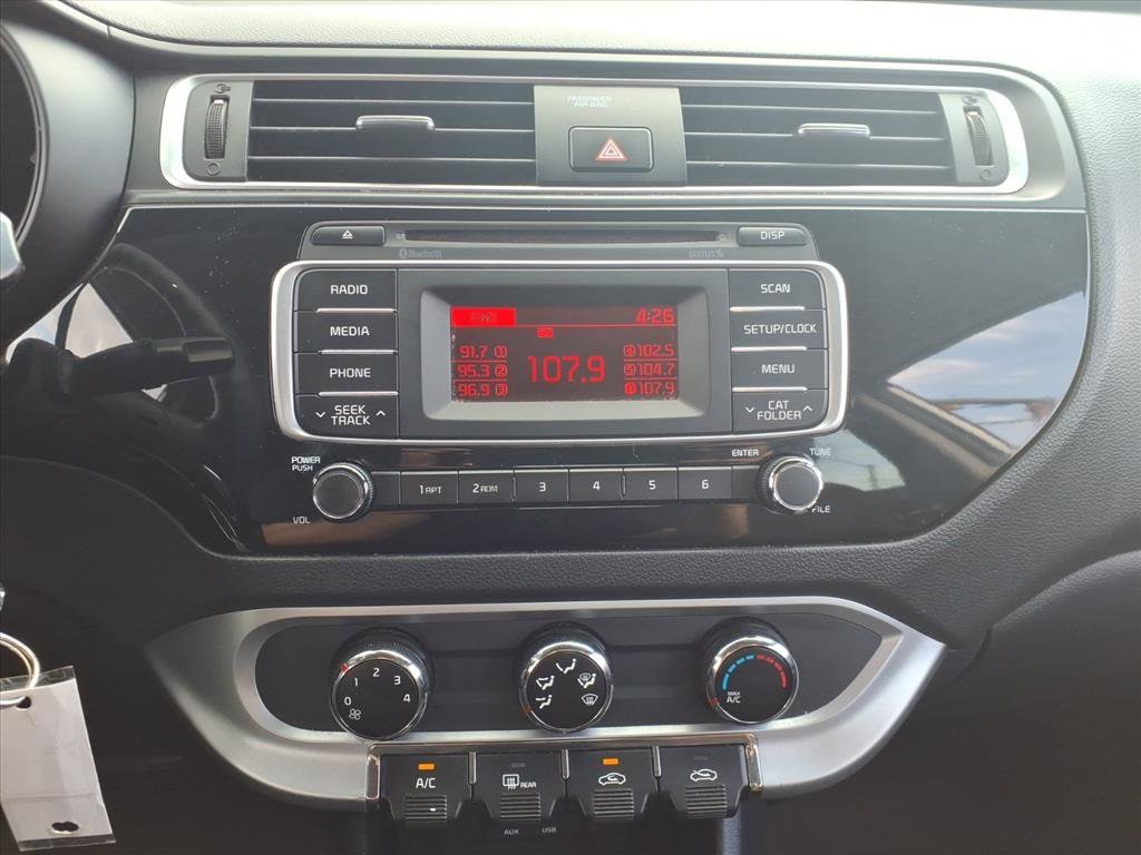 2017 Kia Rio LX - Photo 14