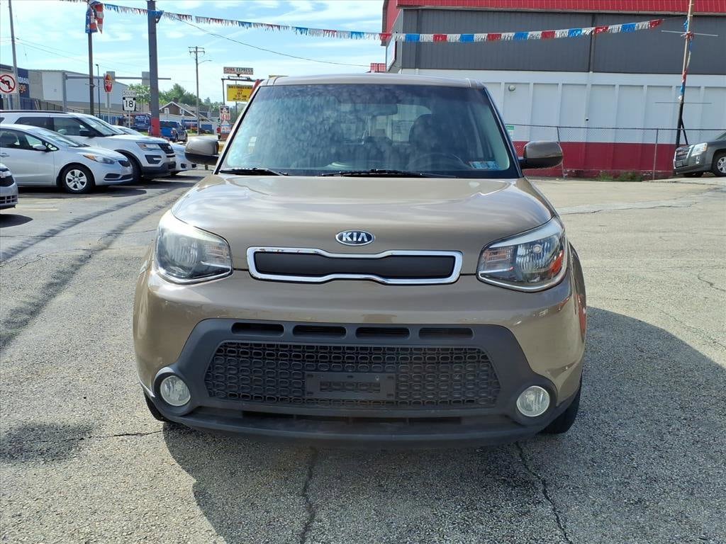 Used 2015 Kia Soul Base FWD Hatchback