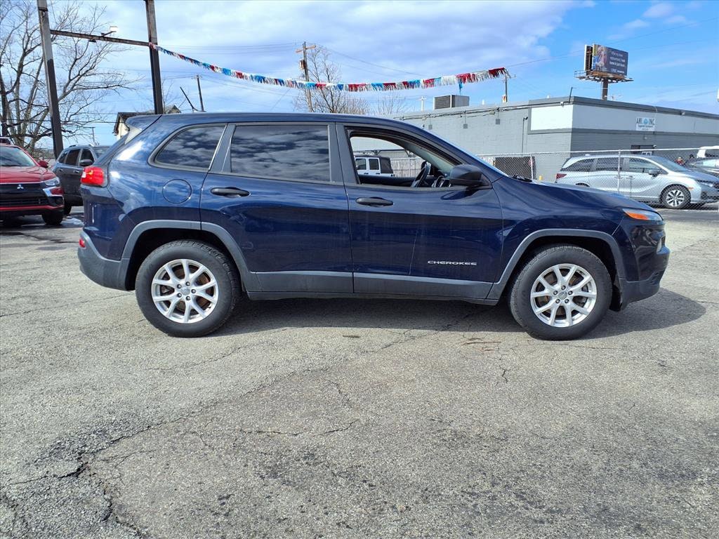 2015 Jeep Cherokee Sport - Photo 7