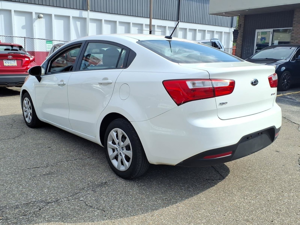 Used 2015 Kia Rio EX FWD Sedan