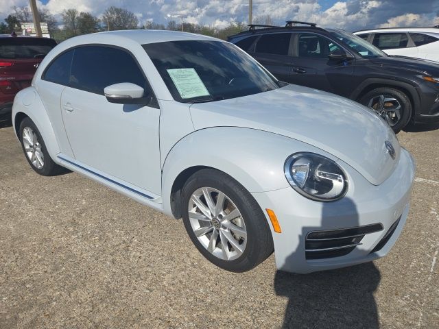 2017 Volkswagen Beetle SE