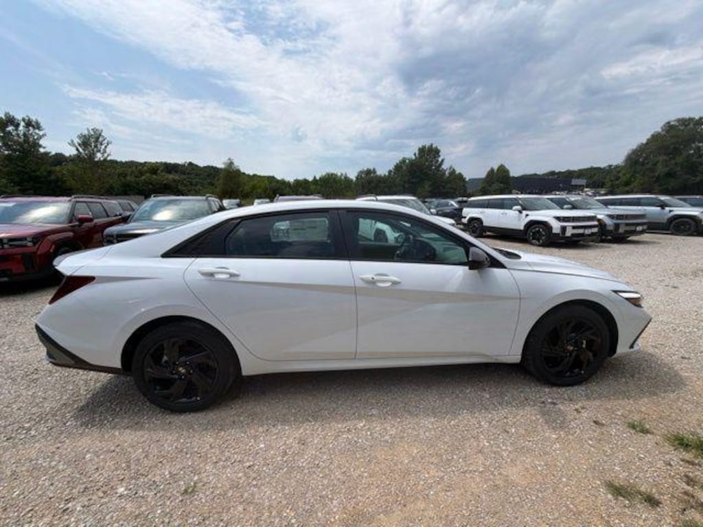 New 2026 Hyundai Elantra SEL Sport Sedan