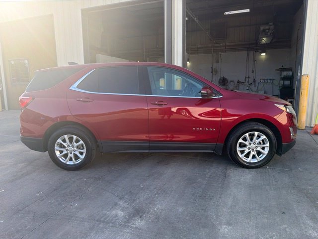 Used 2018 Chevrolet Equinox LT with VIN 3GNAXJEV4JS557344 for sale in Jefferson City, MO
