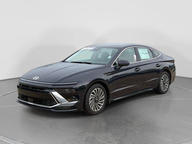 2026 Hyundai Sonata Limited's photo