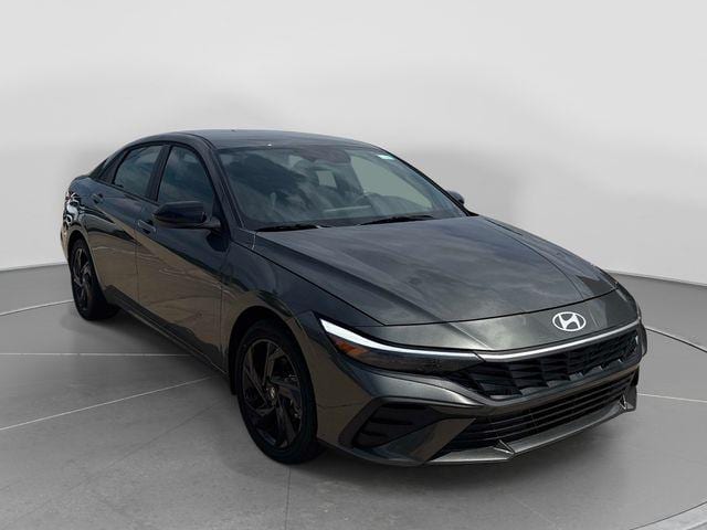 2026 Hyundai Elantra Hybrid Sedan 