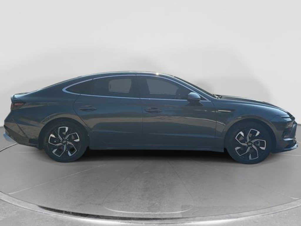 Certified 2025 Hyundai Sonata SEL Sedan